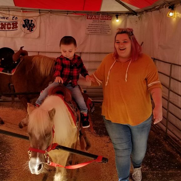 Meet your Posher, Robin - Picture 1 of 1